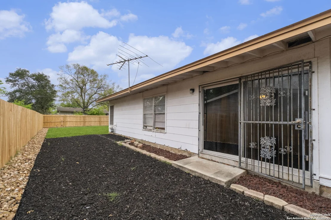 Photo of 926 Olney Drive