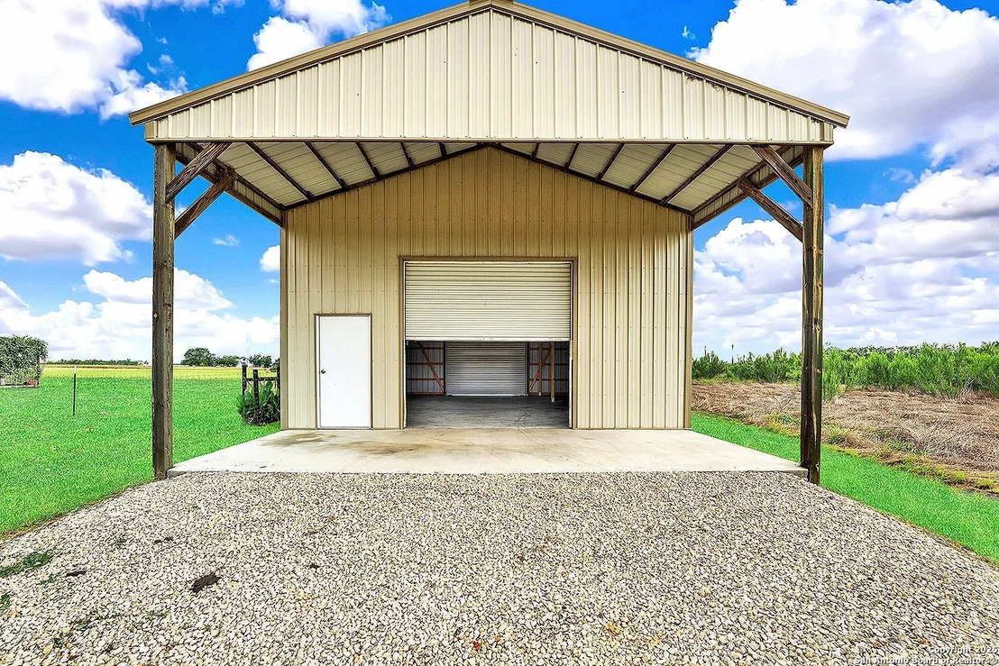 Photo of 1640 WOSNIG RD