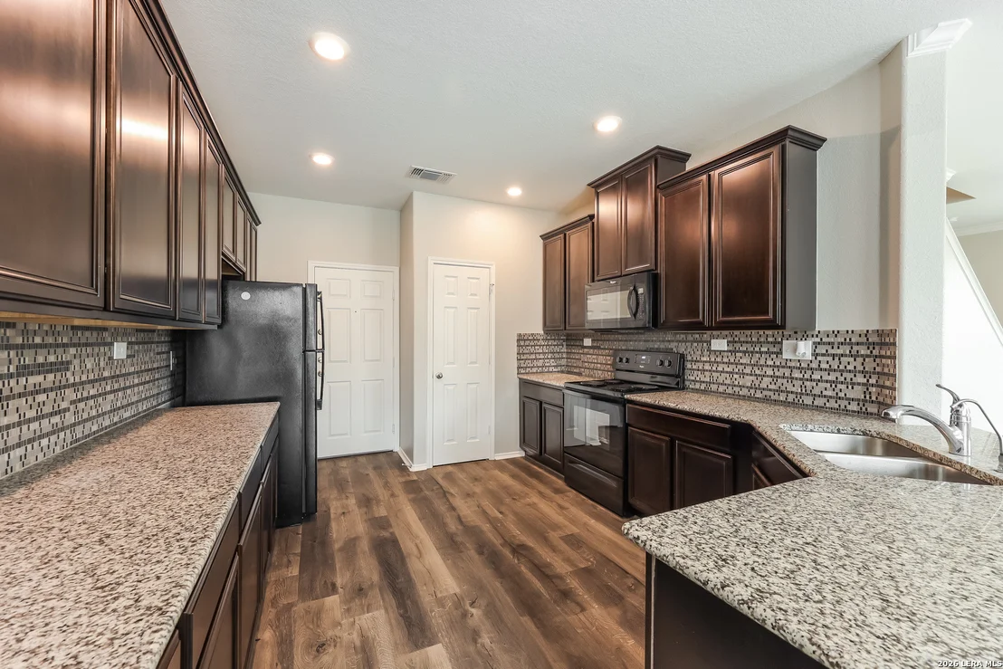 Photo of 2625 Green Leaf Way