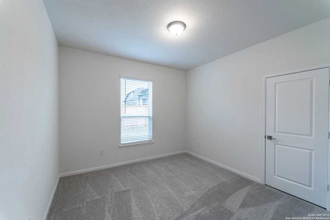 Photo of 6332 Black Butte