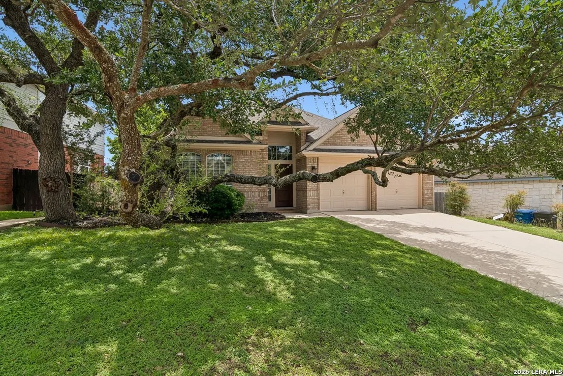 Photo of 24934 CRESCENT TRCE