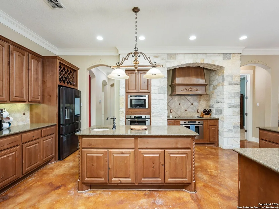 Photo of 676 Long Meadows