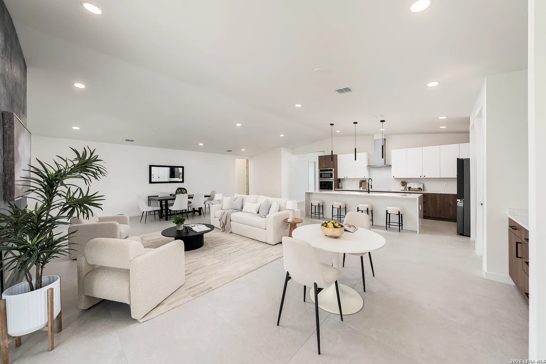 Photo of 707 Lone Cir