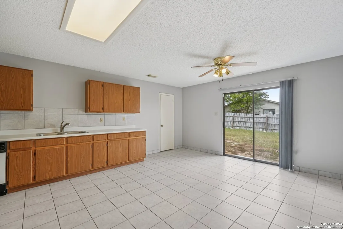 Photo of 8343 Bent Meadow
