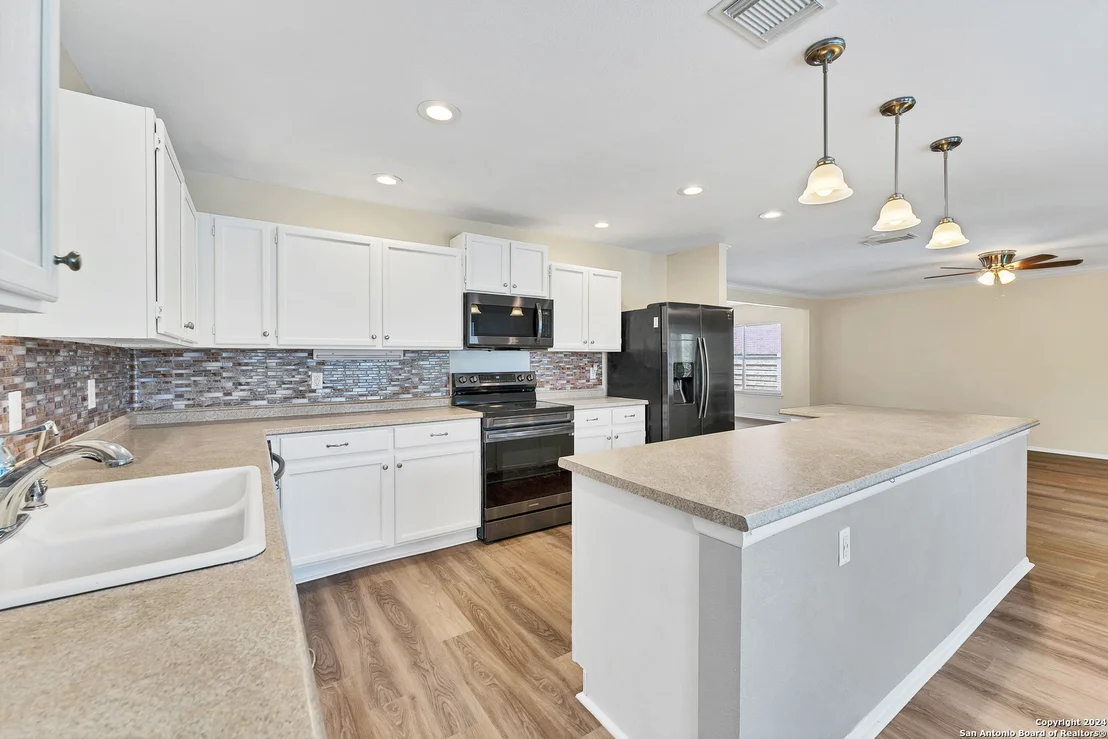 Photo of 9286 Ridge Path