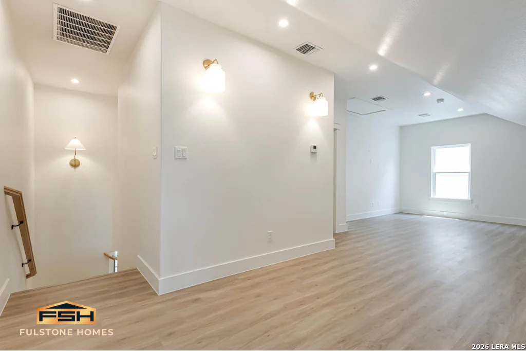 Photo of 206 Roaring Creek