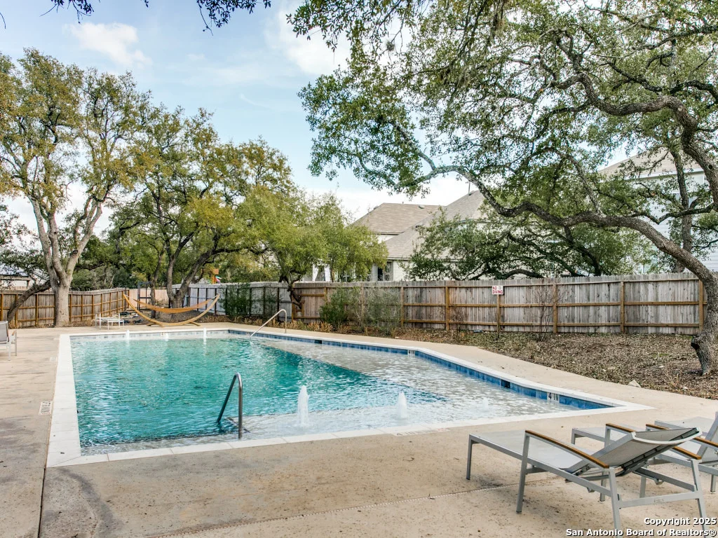 Photo of 5614 Burr Bluff