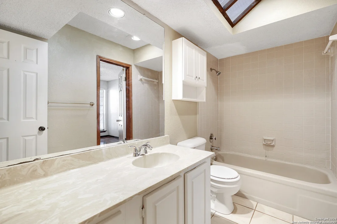 Photo of Unit 224 at 8633 Datapoint