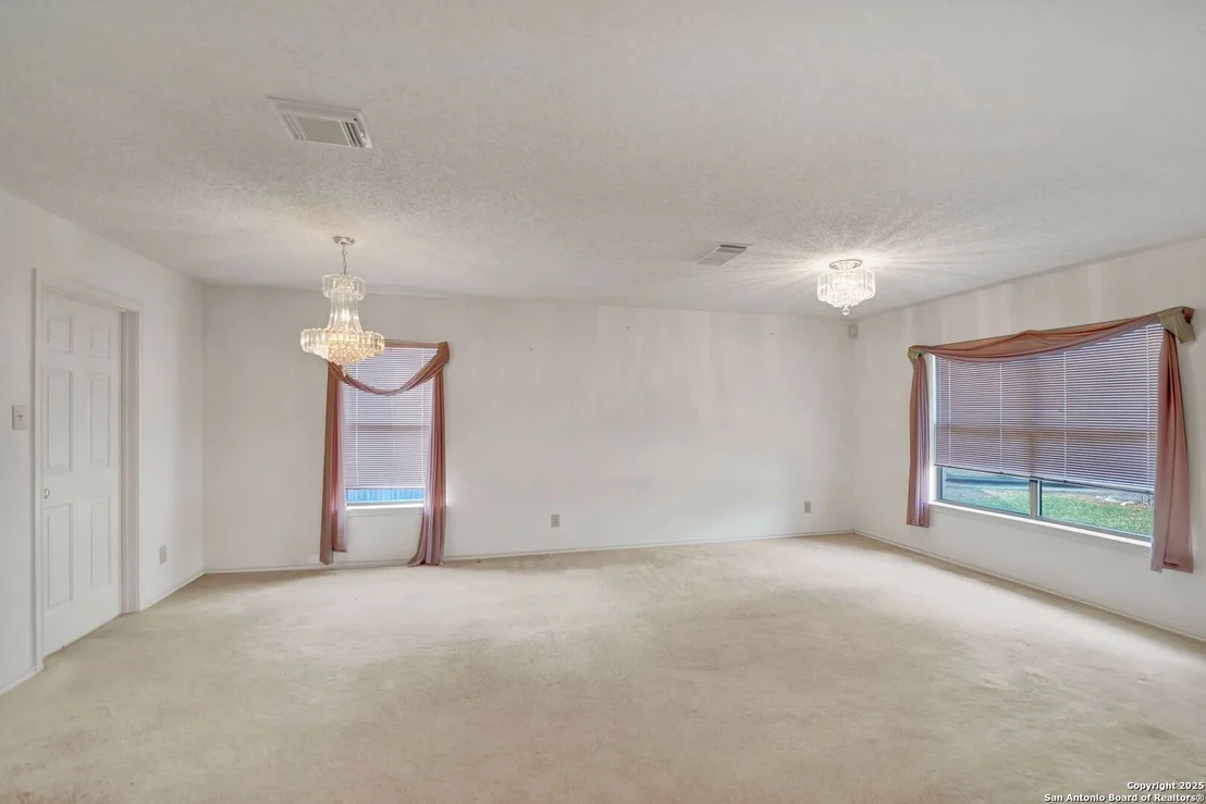 Photo of 6847 Evercrest