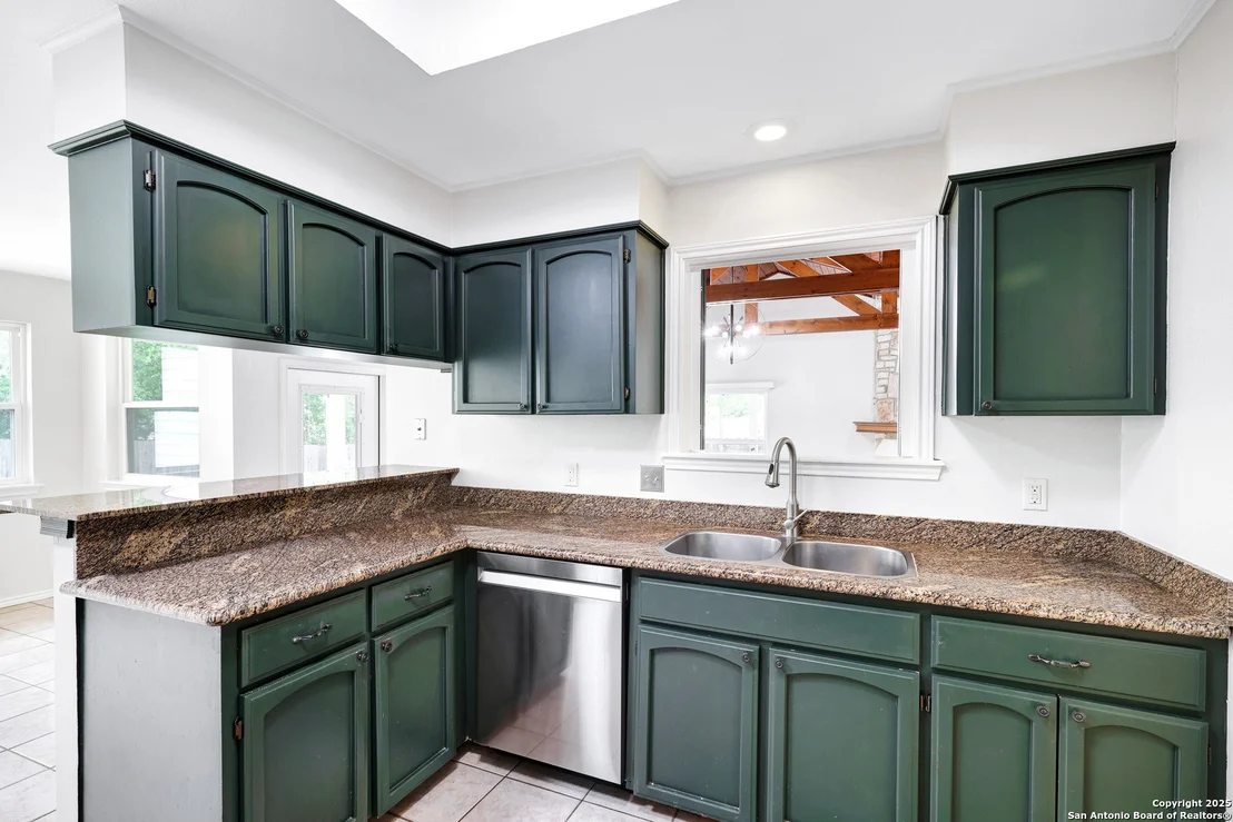 Photo of 13403 Barnsbury Sq