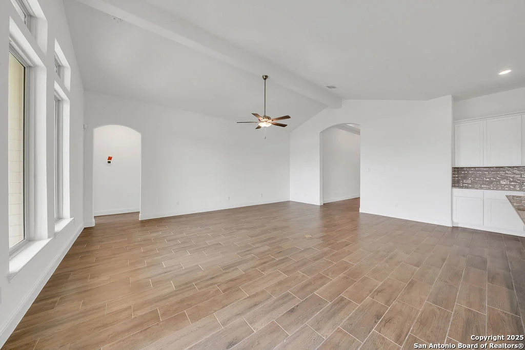Photo of 5306 Guston Hall