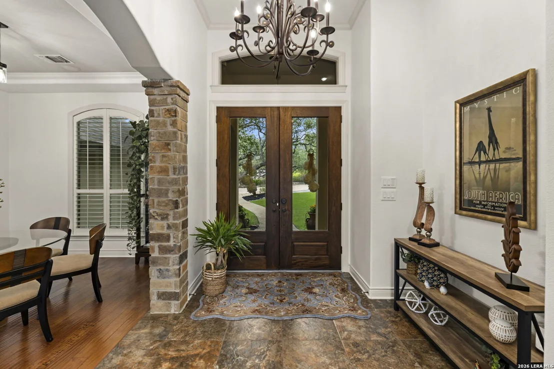 Photo of 921 GREAT TREE DR