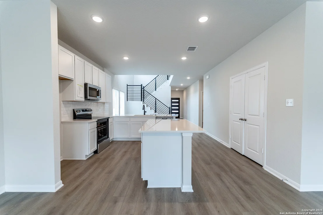 Photo of 312 Ivy Road