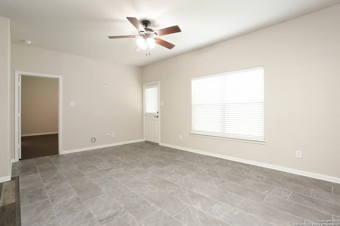 Photo of 11639 LUCKEY LEDGE