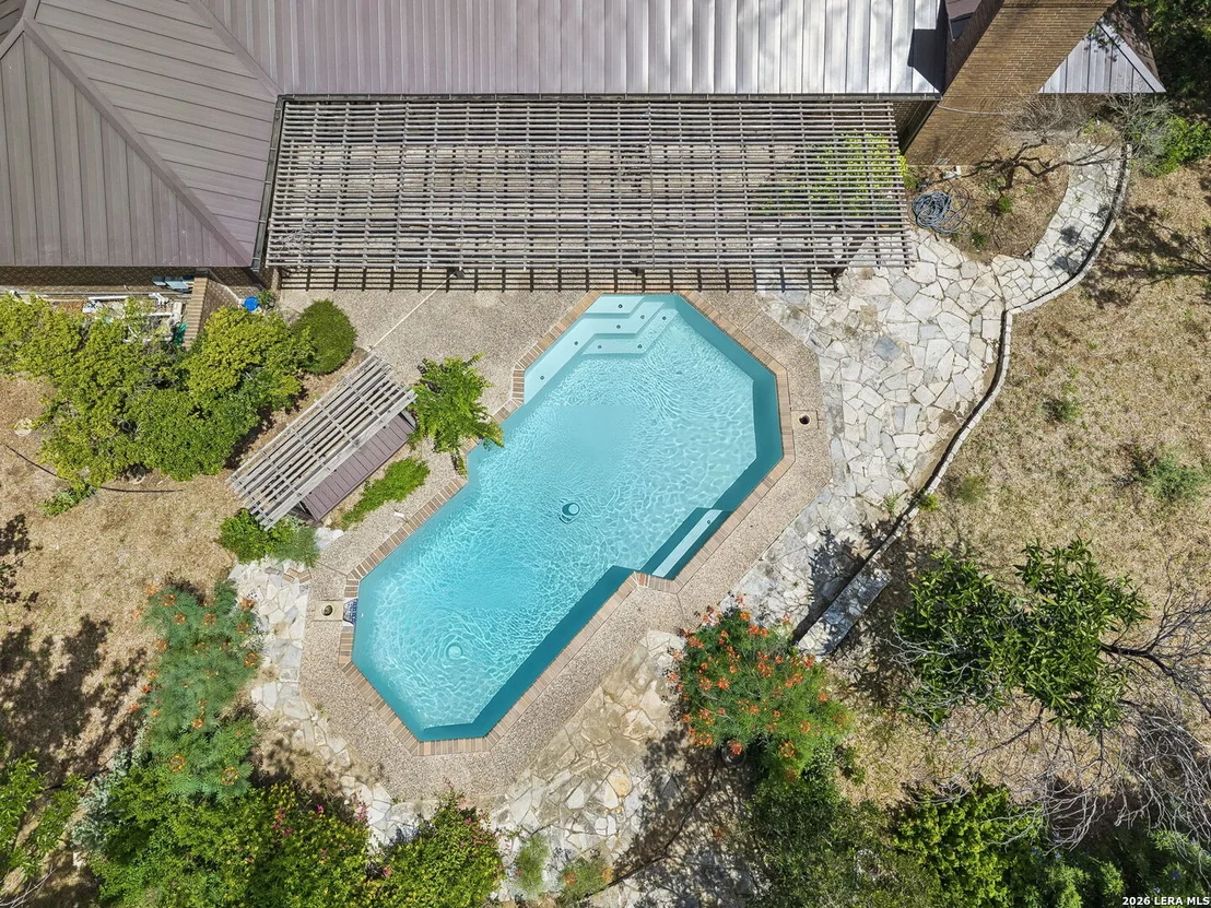 Photo of 237 CREST TRL