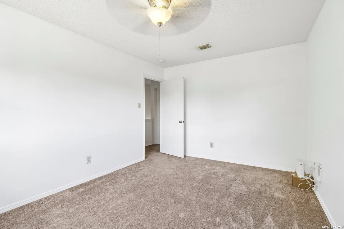 Photo of 10132 SUNSET PL