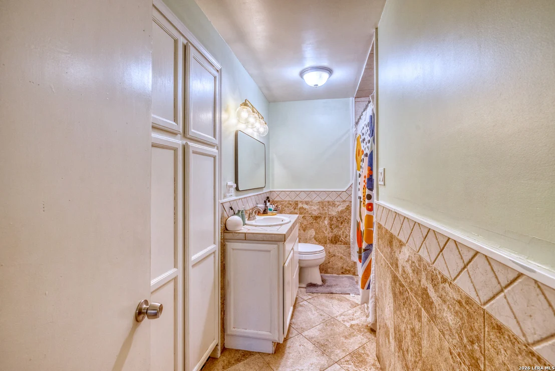 Photo of 832 Maple St