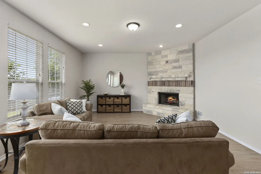 Photo of 228 Winding Riv