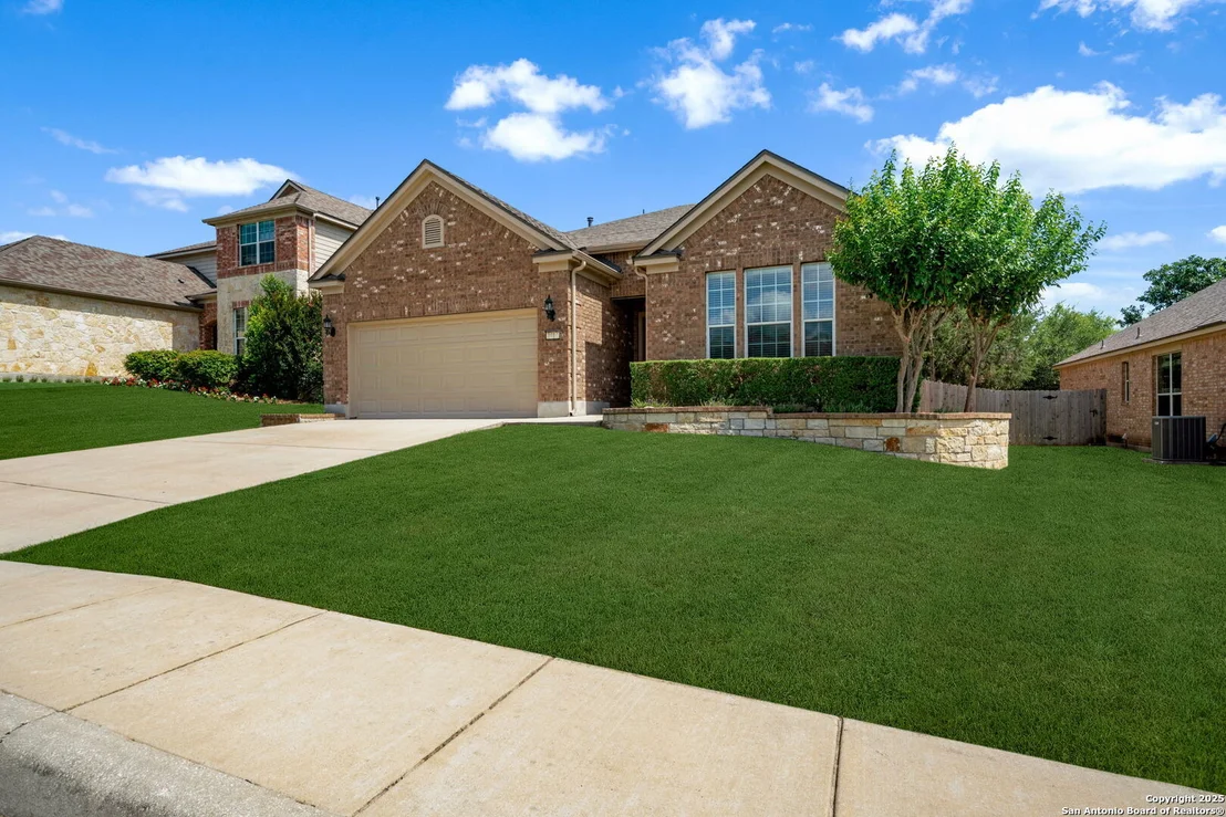 Photo of 1014 Windy Pond