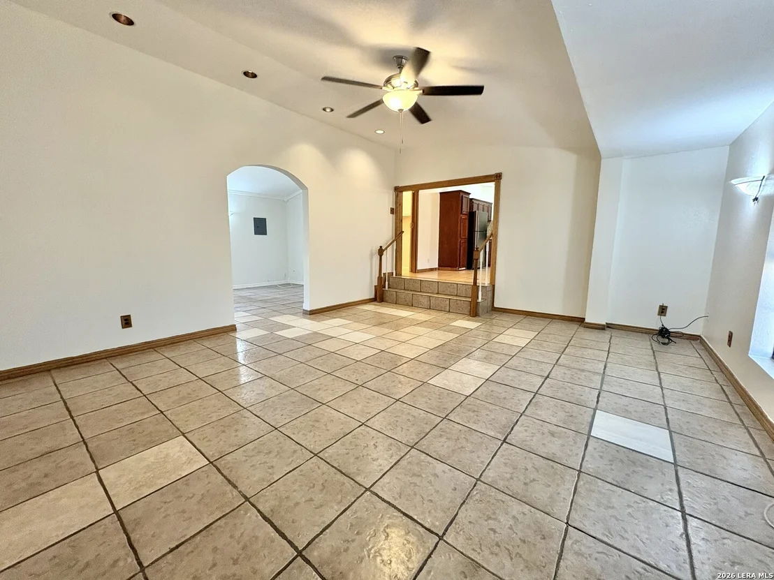 Photo of 42 Mobile Rd