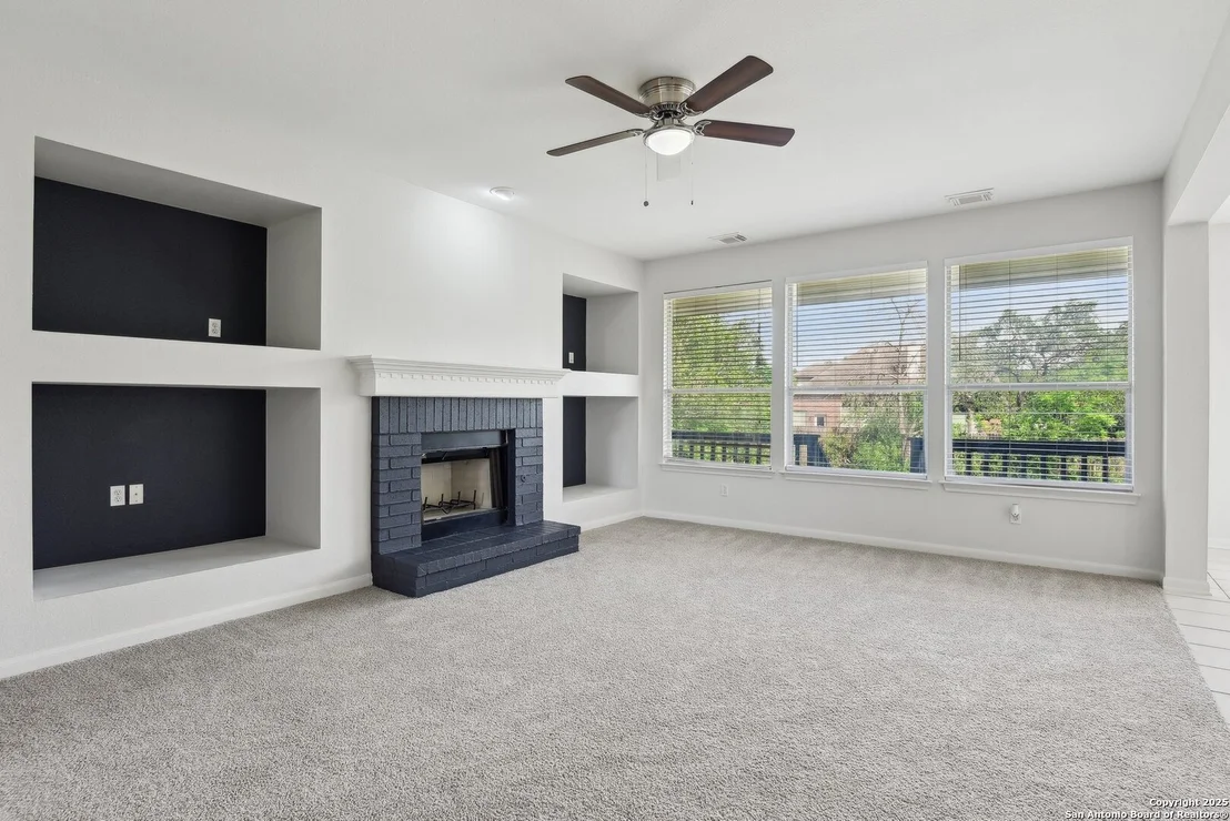 Photo of 9518 Loyal Valley