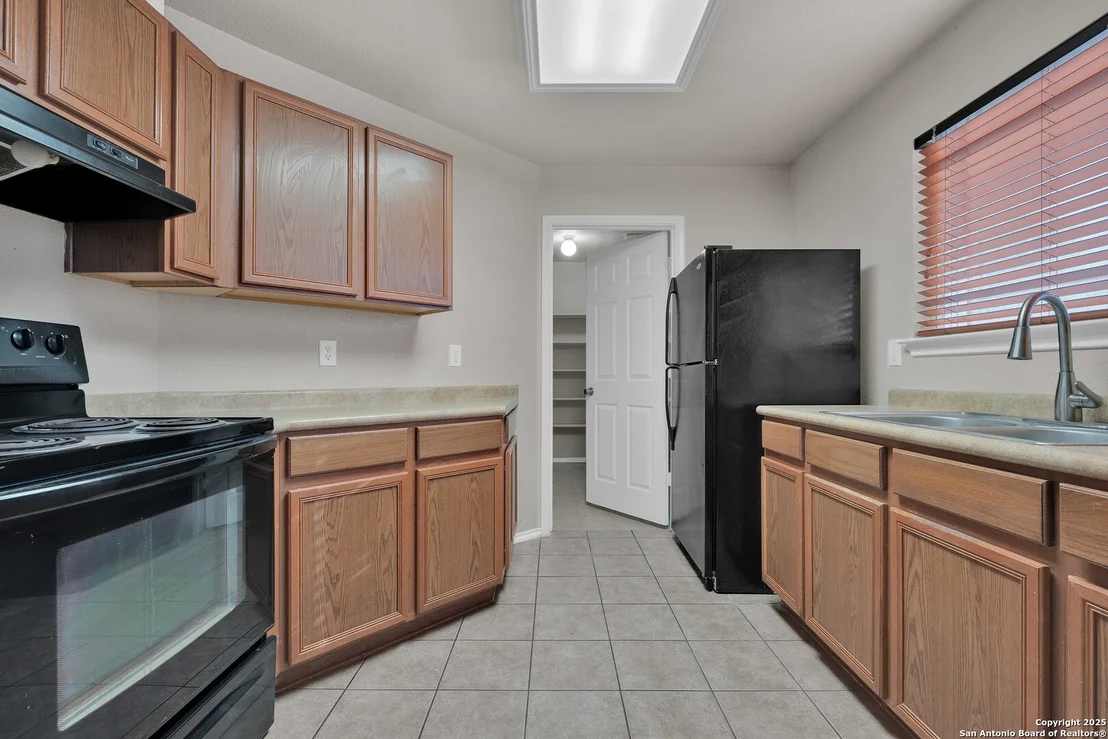 Photo of 8731 Sunview