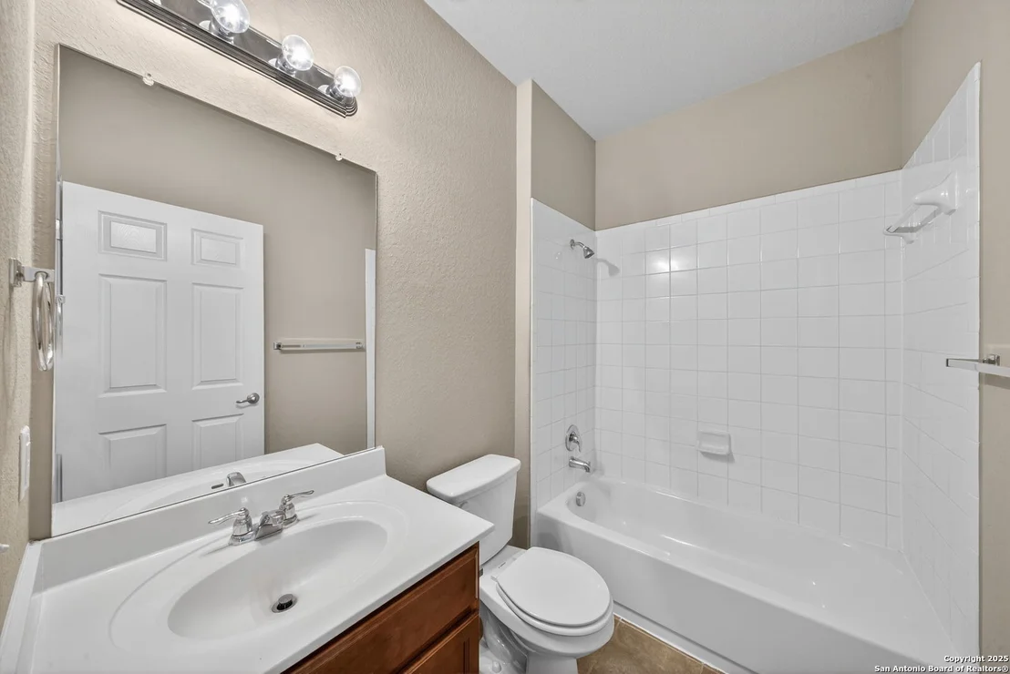 Photo of 3906 Adair Blf