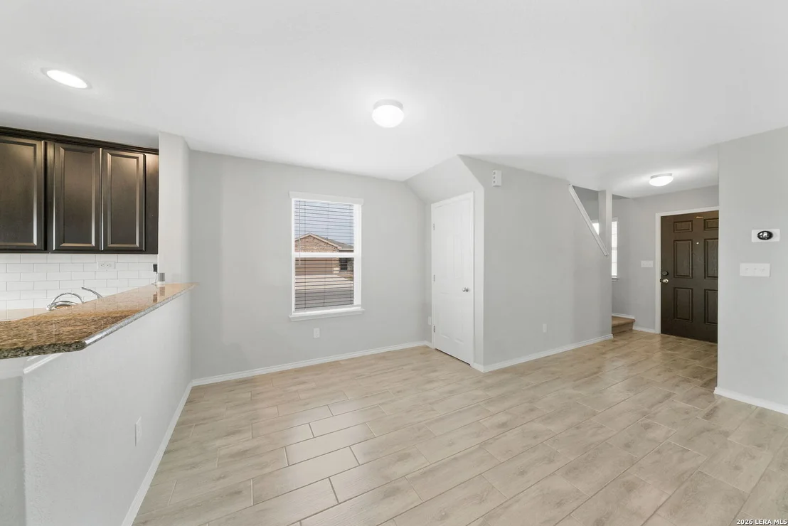 Photo of 12042 Silver Light