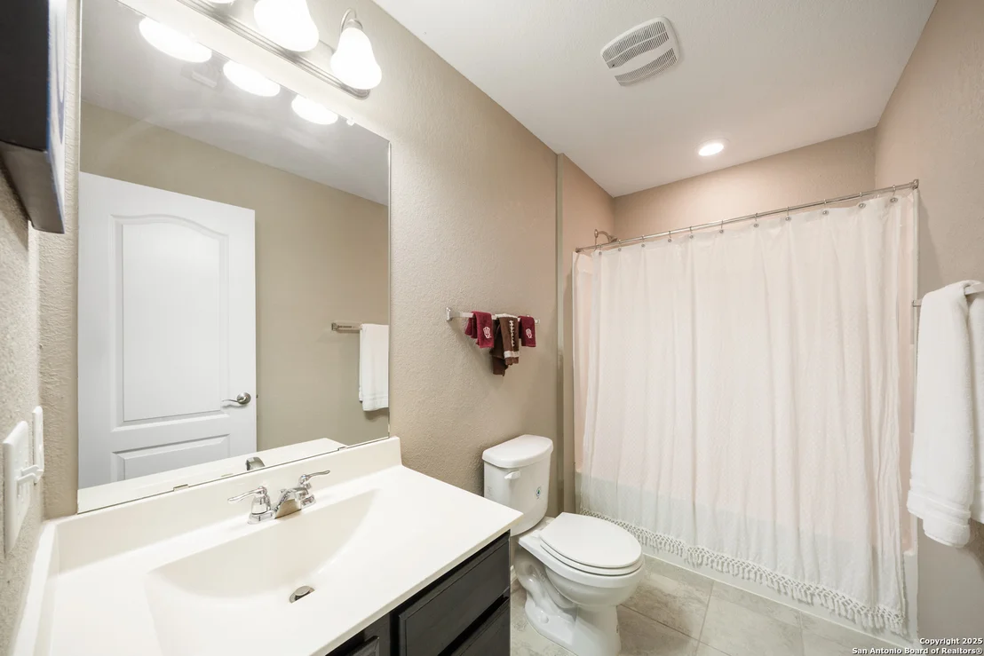 Photo of 4435 Sebastian Oak