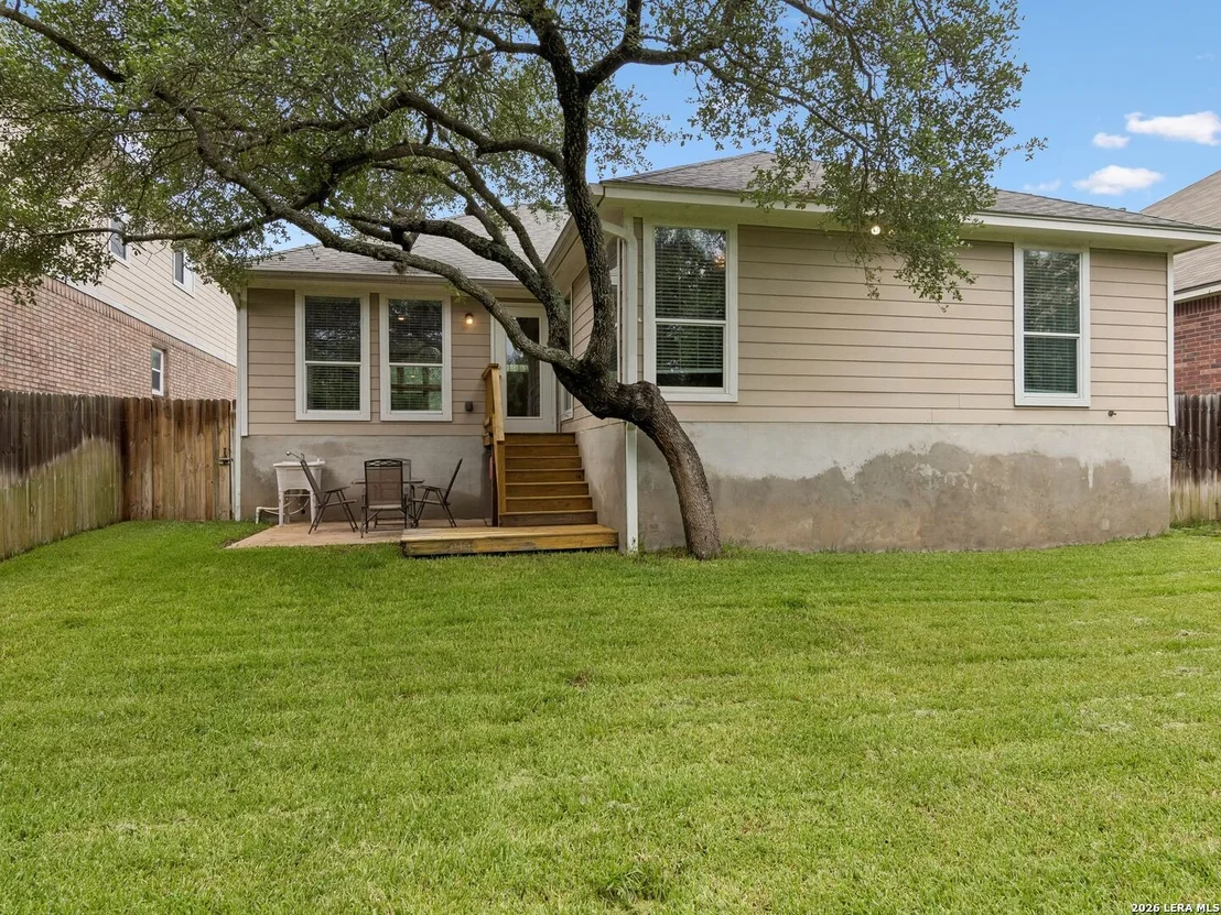 Photo of 126 Lindseys Cove