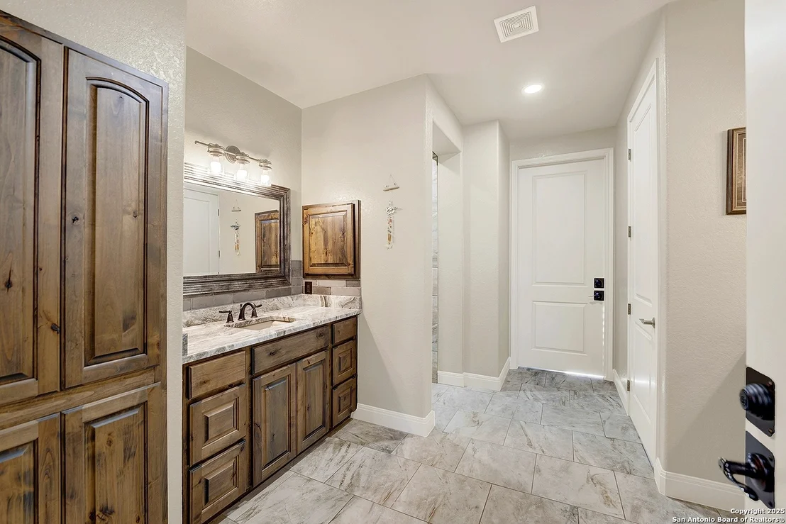 Photo of 1309 E