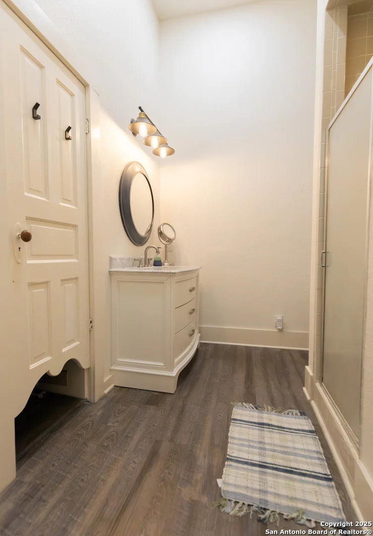 Photo of 805 20th