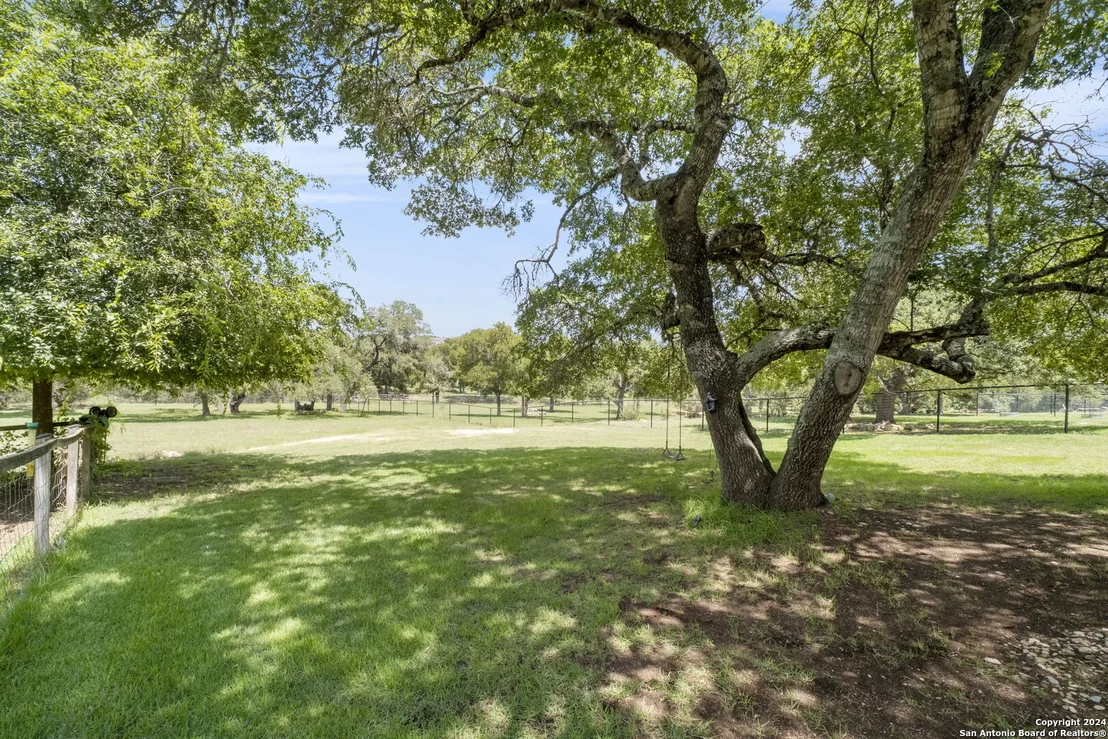 Photo of 215 COMAL RUN