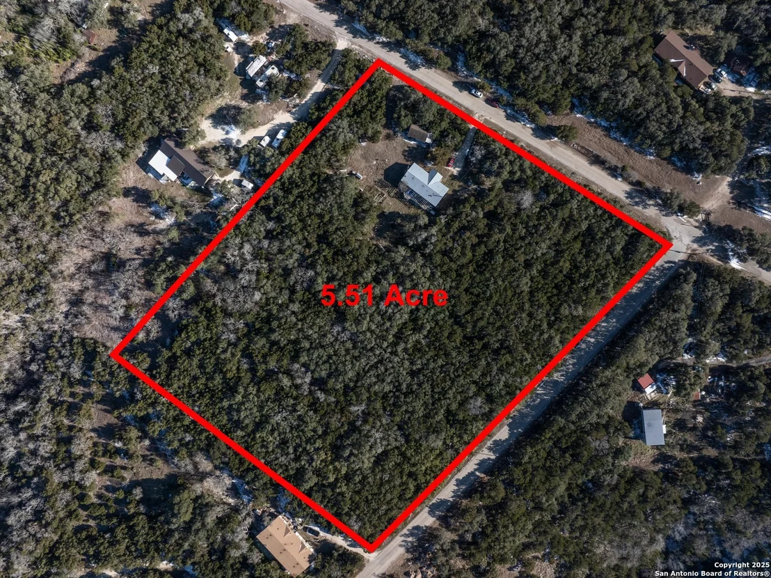 Photo of 108 LIVE OAK PASS