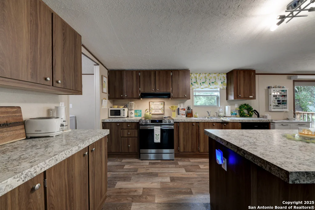 Photo of 268 oak view