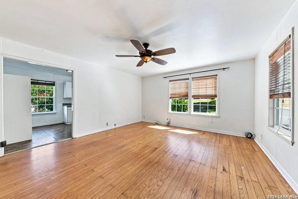 Photo of 103 Lariat Dr
