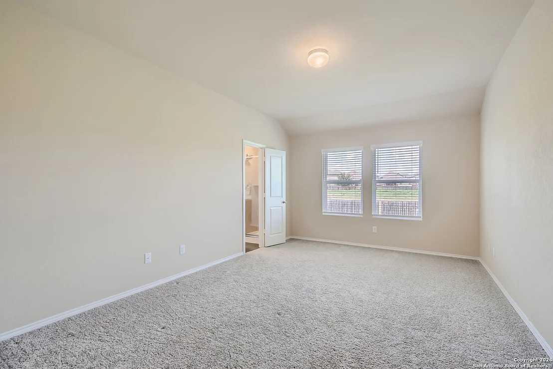 Photo of 2918 DAISY MDW