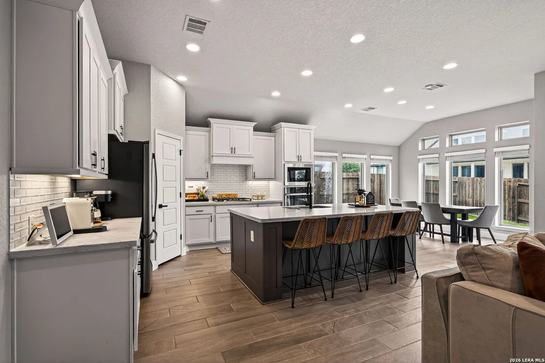 Photo of 6549 Crockett Cove