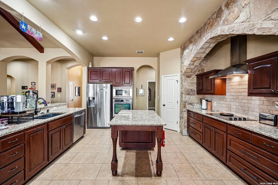 Photo of 129 HIDDEN FOREST DR