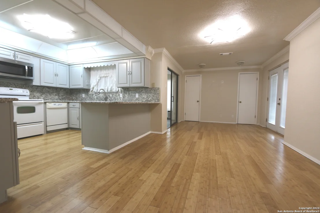Photo of 5621 GALEWIND DR