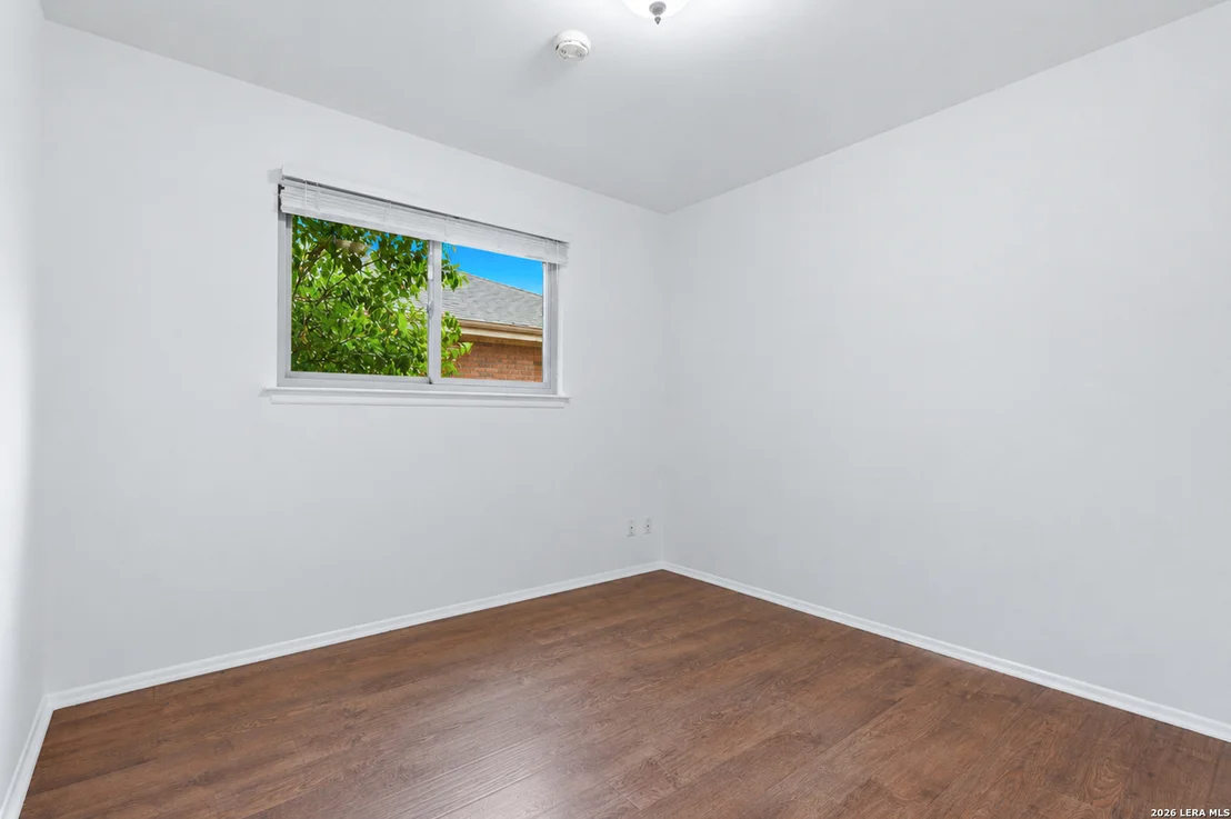 Photo of 5039 ROUND TABLE DR