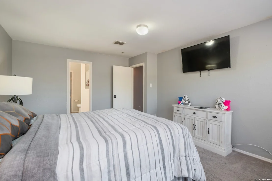 Photo of 24703 Maple Crest