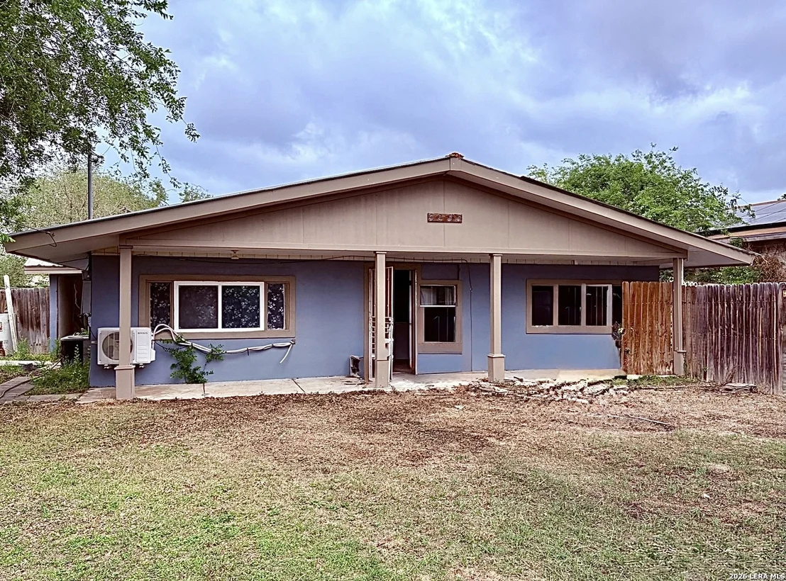 Photo of 3233 Yucca Loop