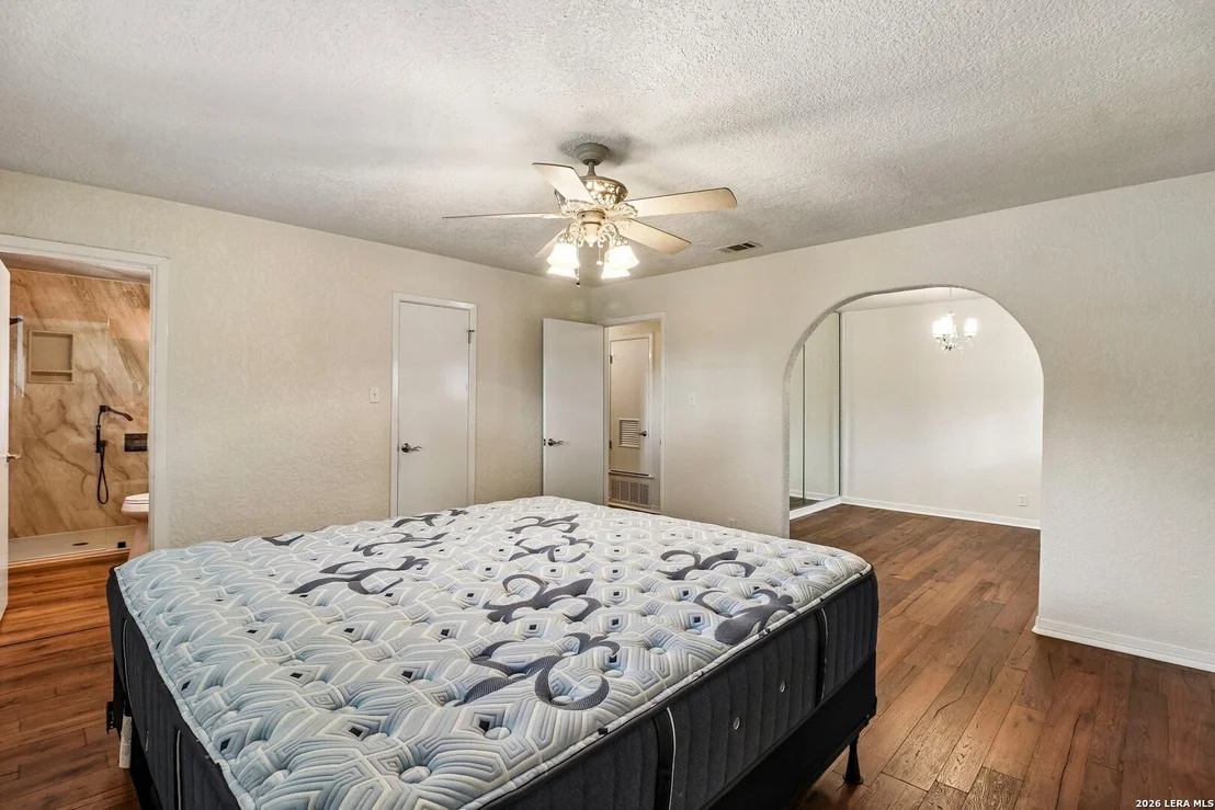 Photo of 102 Meadowland