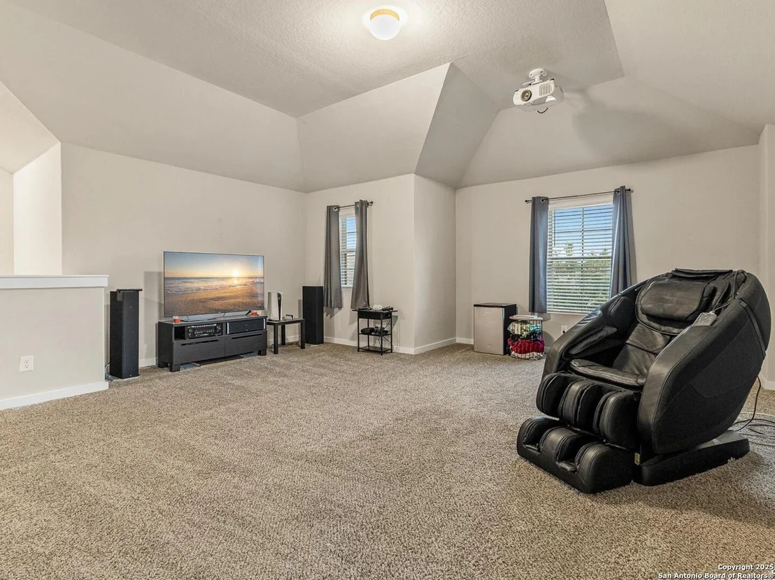 Photo of 6814 Emerald Valley