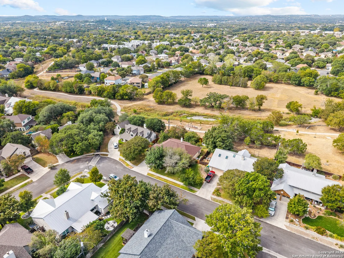 Photo of 141 Oak Knoll