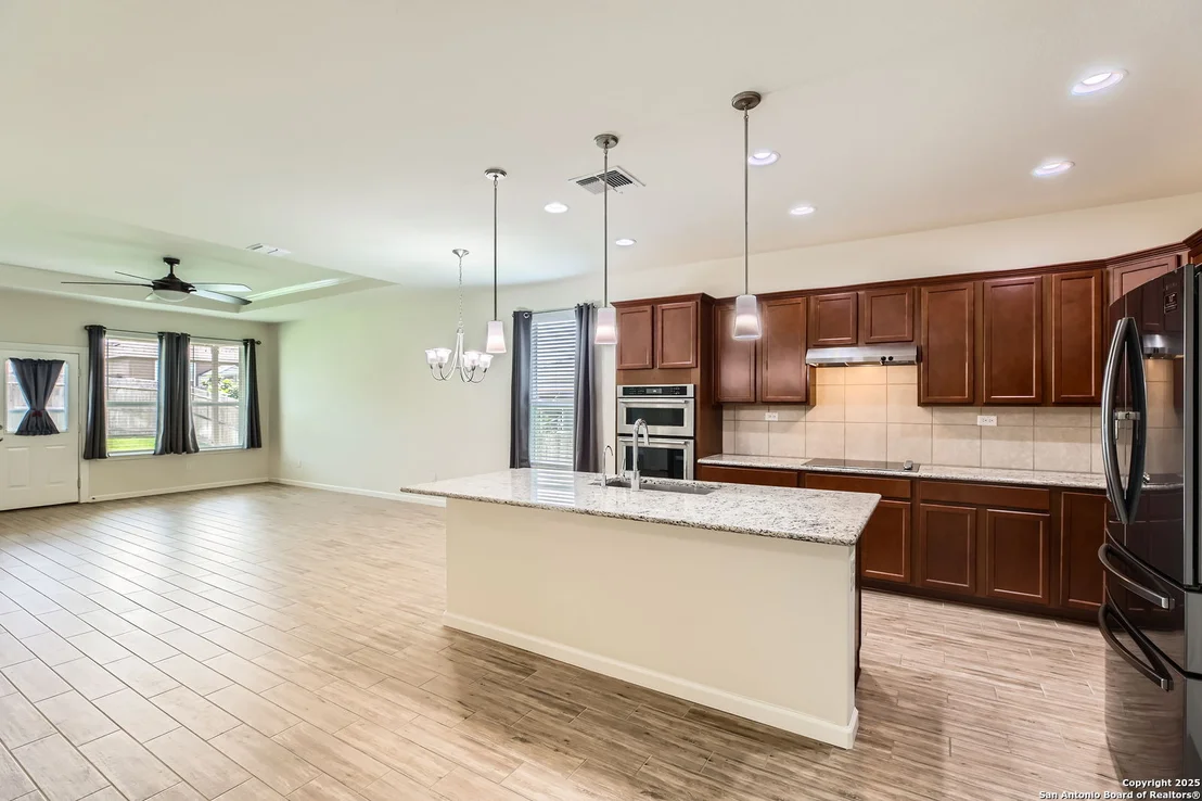 Photo of 2832 Klein Way