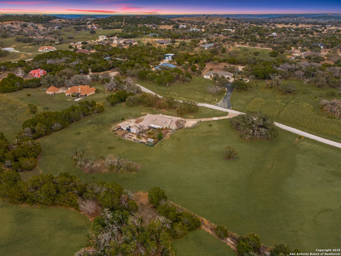 Photo of 315 Greenleaf Dr