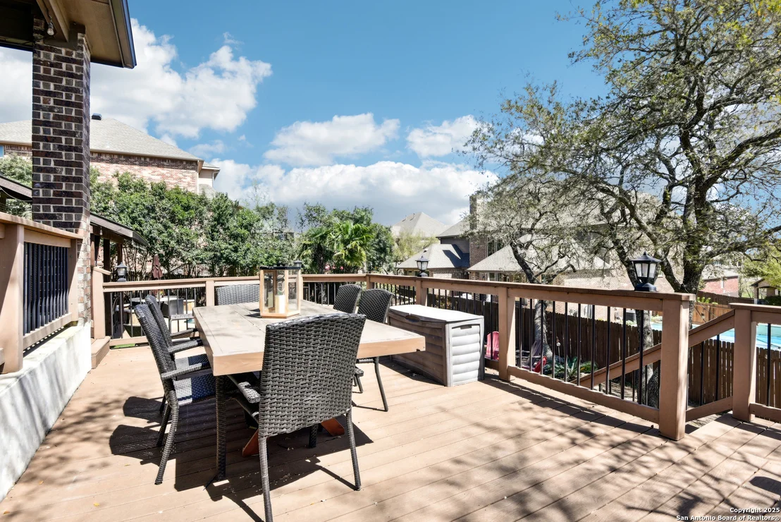Photo of 25612 Santolina