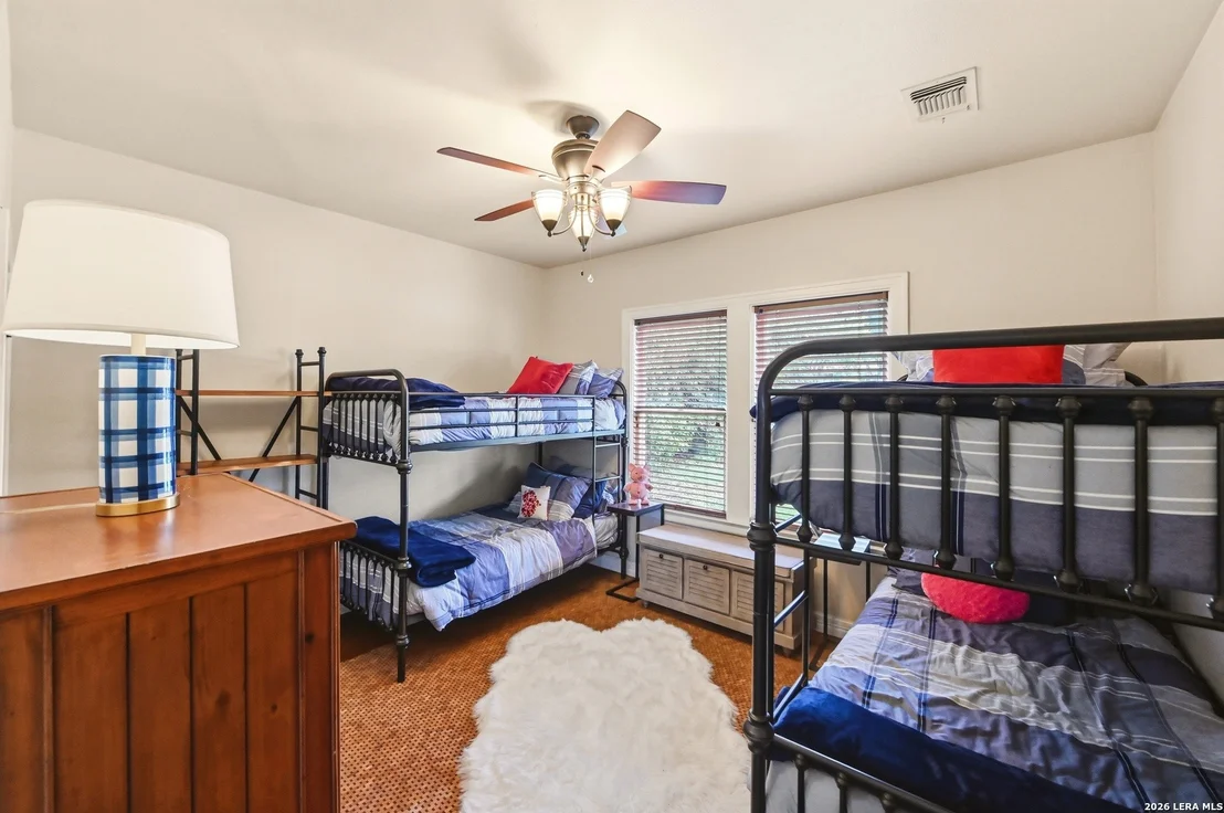 Photo of 237 THORAIN BLVD